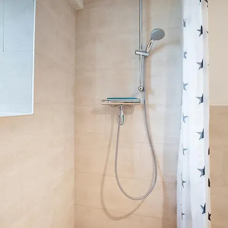 Am Halbmond 1 * Hellschen-Heringsand-Unterschaar