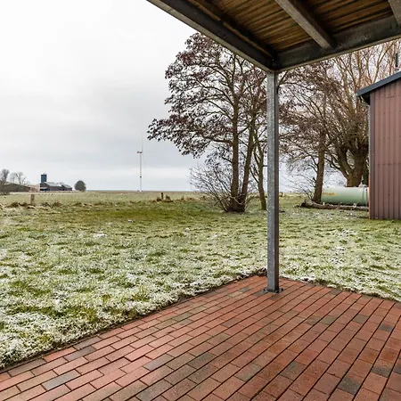 Am Halbmond 1 * Hellschen-Heringsand-Unterschaar