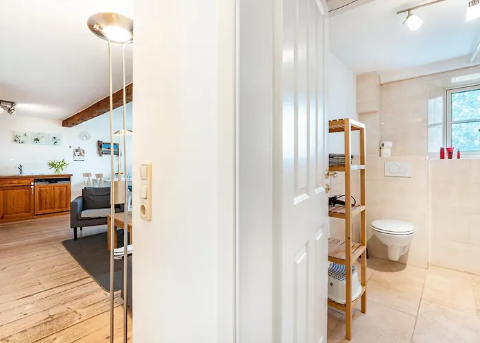 Am Halbmond 1 公寓 *